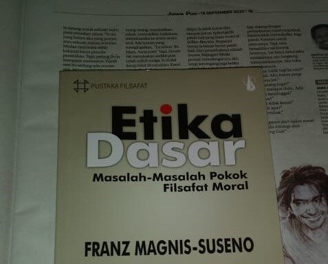 Membaca Etika Dasar: Masalah-Masalah Pokok Filsafat Moral