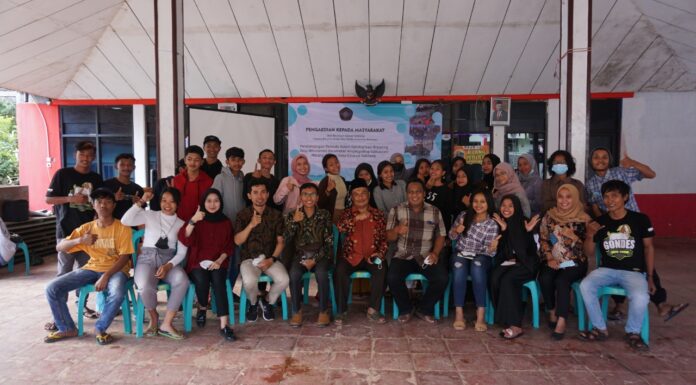 Pemuda Lintas Iman Desa Wirotaman Berlatih Branding Desa Toleransi Bersama FISIP UB