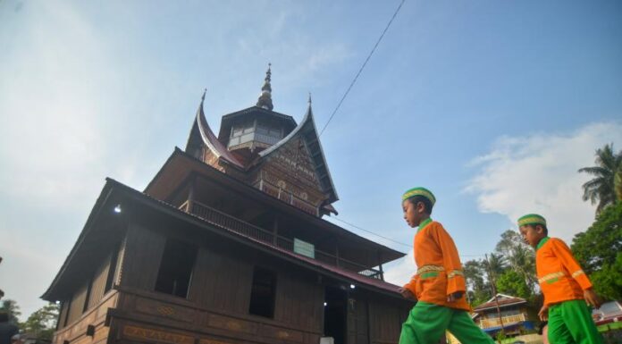 Manifesto “Muslim Tanpa Masjid” di Zaman Kita